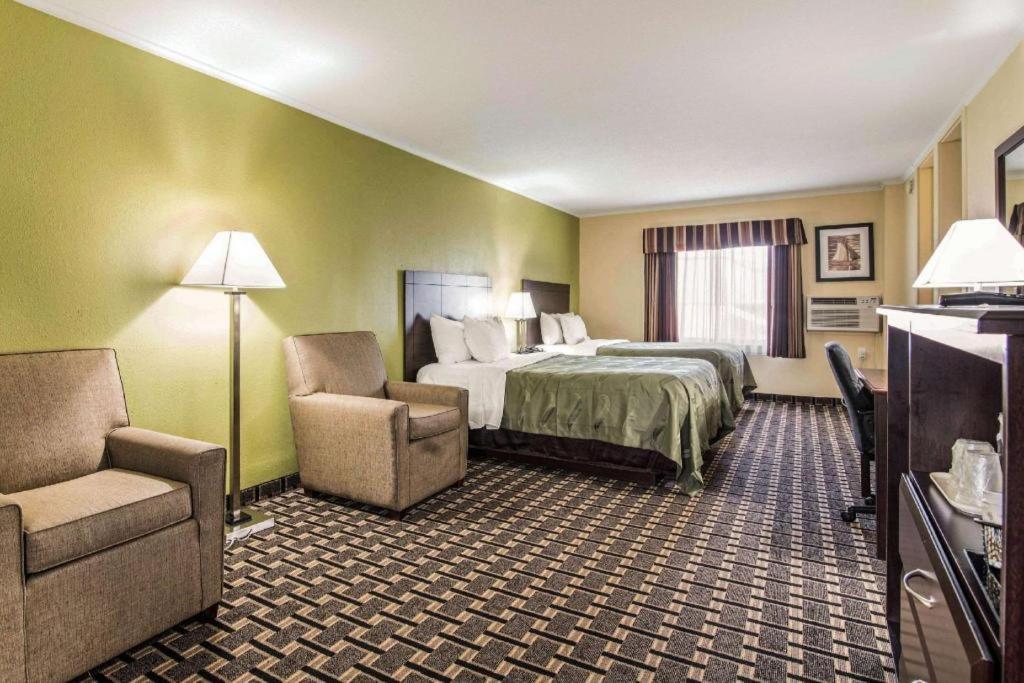 Quality Inn Barre-Montpelier Exteriör bild