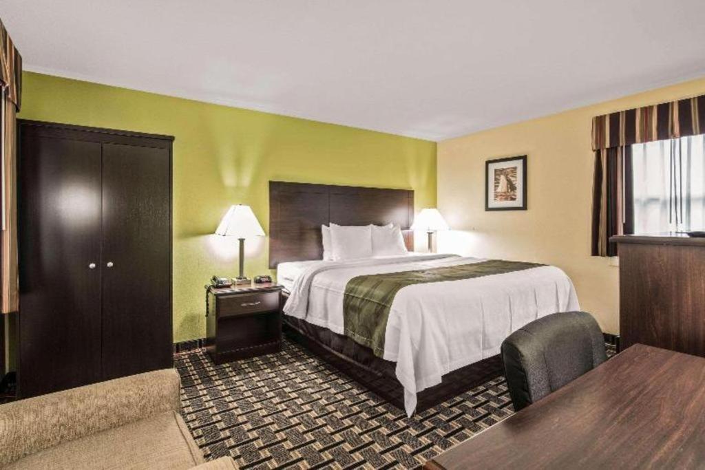 Quality Inn Barre-Montpelier Exteriör bild